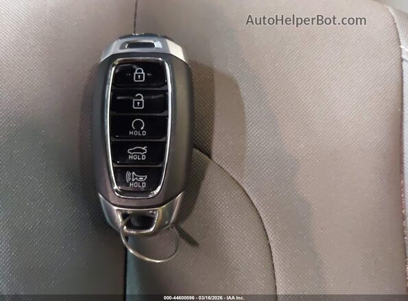 KMHLS4AGXPU556101 2023 HYUNDAI ELANTRA Black Առջևի վահանակի տեսք