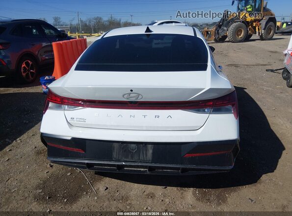KMHLS4DG7RU806098 2024 HYUNDAI ELANTRA White 