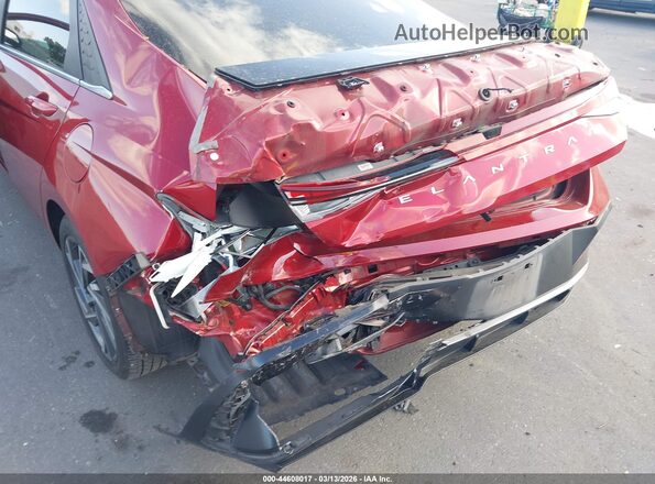 KMHLS4DG9RU709713 2024 HYUNDAI ELANTRA Red Widok z przodu