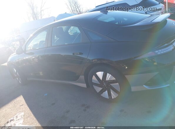 KMHM24AC2RA080478 2024 HYUNDAI IONIQ 6 Black Սալոնի 360 աստիճան տեսք
