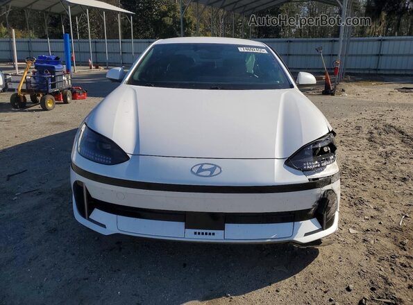KMHM34AA2PA049255 2023 HYUNDAI IONIQ White Front view