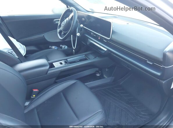 KMHM34AC8RA062905 2024 HYUNDAI IONIQ 6 Green Սալոնի դիմացի տեսք