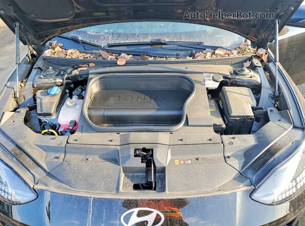 KMHM34AC9PA030137 2023 HYUNDAI IONIQ Black უკანა სალონის ხედი
