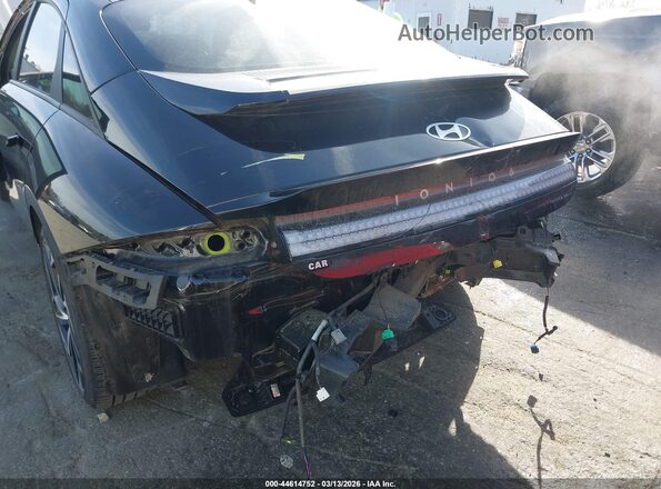 KMHM34AC9PA037332 2023 HYUNDAI IONIQ 6 Черный Вид спереди