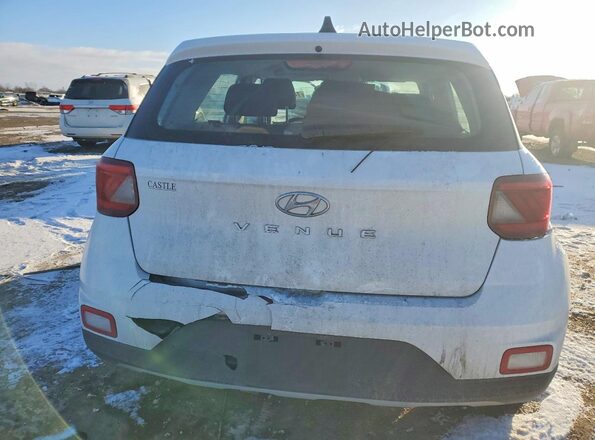 KMHRB8A36MU090127 2021 HYUNDAI VENUE Белый Вид сзади