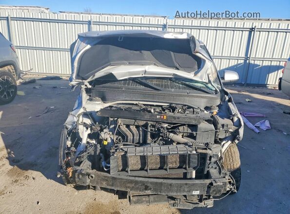 KMHRB8A37MU065897 2021 HYUNDAI VENUE Silver Front view