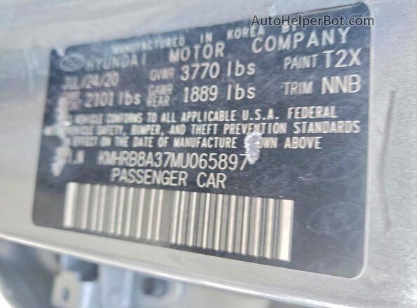 KMHRB8A37MU065897 2021 HYUNDAI VENUE Silver Engine compartment view