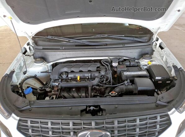 KMHRB8A3XMU064405 2021 HYUNDAI VENUE White Շարժիչի բաժամունքի տեսք