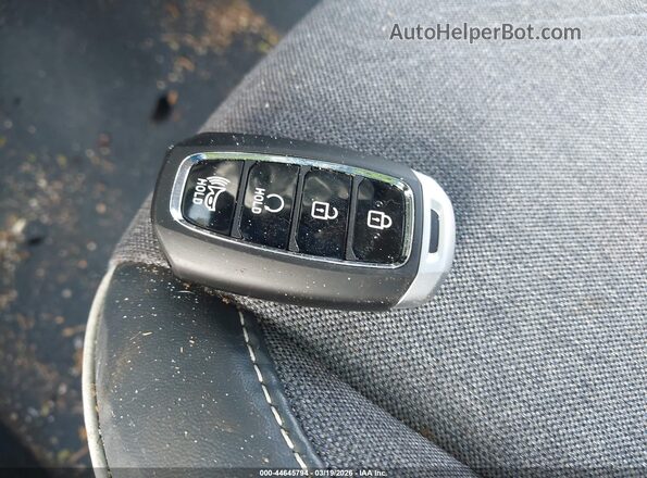 KMHRC8A32RU325014 2024 HYUNDAI VENUE Blue Vista del salpicadero