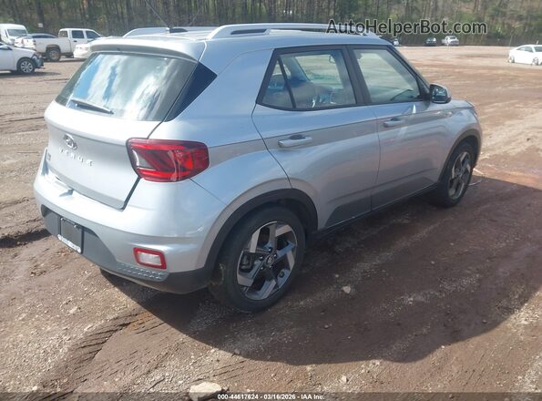 KMHRC8A33PU219054 2023 HYUNDAI VENUE Серебряный Задняя правая четверть