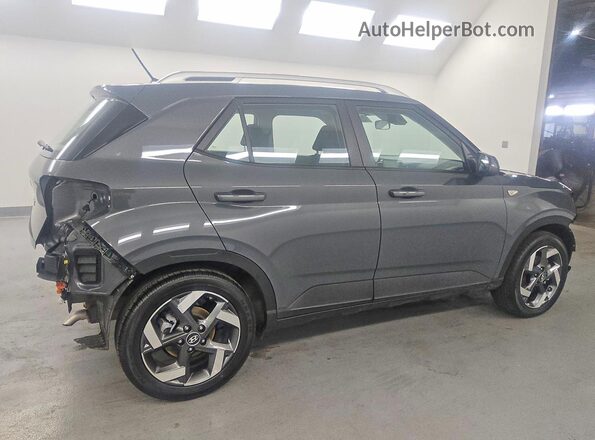 KMHRC8A34TU432671 2026 HYUNDAI VENUE Gray Trasero derecho