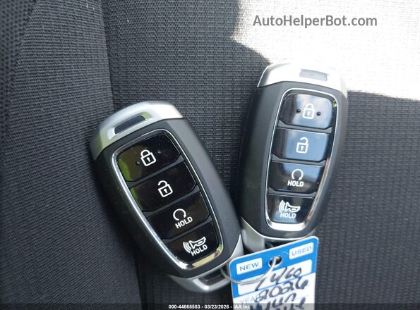 KMHRC8A34TU443573 2026 HYUNDAI VENUE Silver 