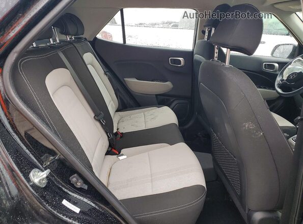 KMHRC8A35MU078449 2021 HYUNDAI VENUE Black უკანა სალონის ხედი