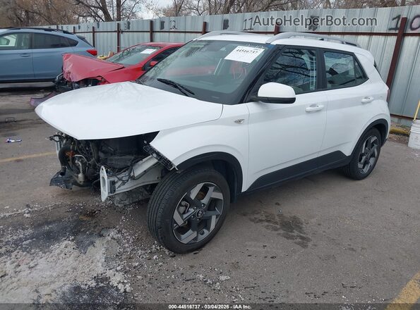 KMHRC8A37MU100323 2021 HYUNDAI VENUE White Vista tres cuartos delantera izquierda
