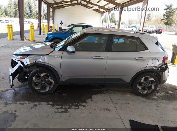 KMHRC8A37NU186170 2022 HYUNDAI VENUE Серебряный 