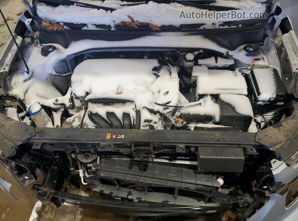KMHRC8A38MU112934 2021 HYUNDAI VENUE Silver Rear interior view
