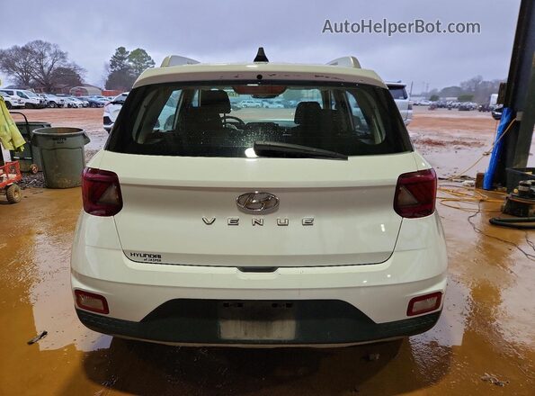 KMHRC8A39MU089647 2021 HYUNDAI VENUE White Widok z tyłu