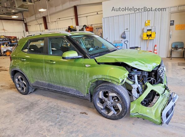 KMHRC8A39MU098204 2021 HYUNDAI VENUE Зеленый Передняя правая четверть