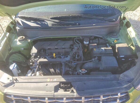 KMHRC8A39MU113977 2021 HYUNDAI VENUE Green უკანა სალონის ხედი