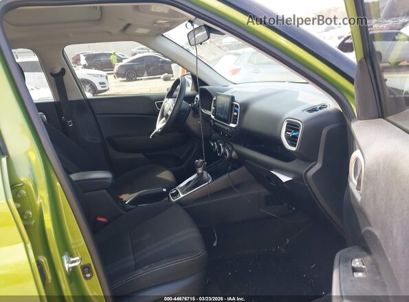 KMHRC8A39RU289595 2024 HYUNDAI VENUE Green წინა სალონის ხედი