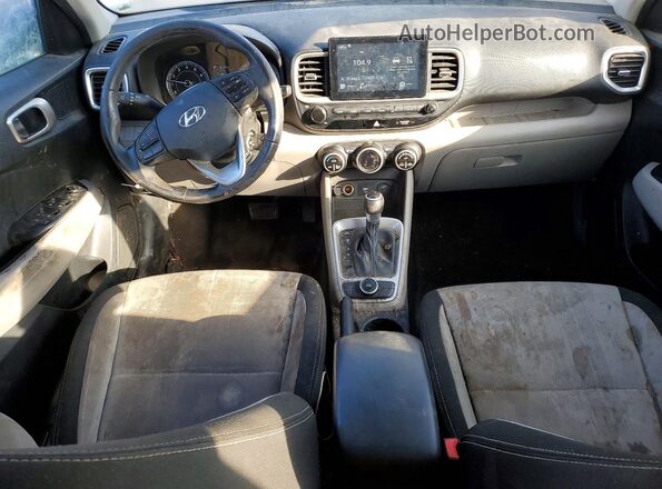 KMHRC8A3XMU105449 2021 HYUNDAI VENUE Gray Widok deski rozdzielczej