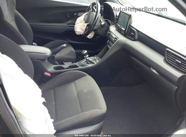 KMHT36AH4LU008347 2020 HYUNDAI VELOSTER N Черный Вид салона спереди