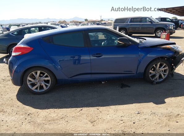 KMHTC6AD2HU312426 2017 HYUNDAI VELOSTER Синий Вид щитка приборов