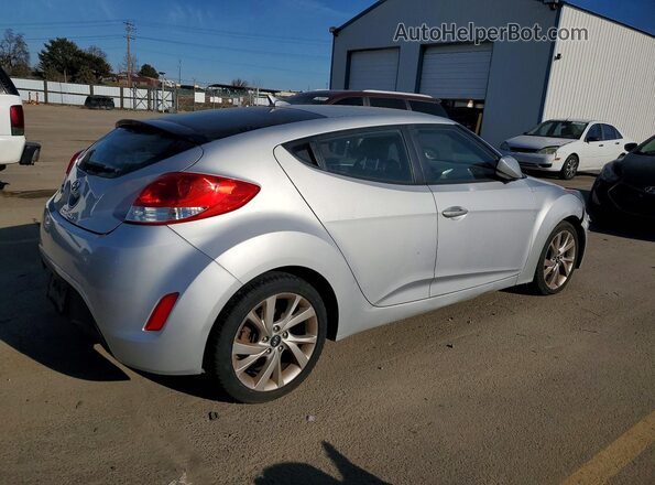 KMHTC6AD4GU266063 2016 HYUNDAI VELOSTER Silver Tył prawy