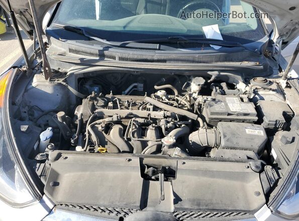 KMHTC6AD4GU266063 2016 HYUNDAI VELOSTER Silver Widok wnętrza z tyłu