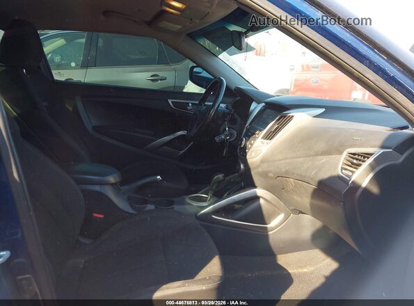 KMHTC6AD4HU321676 2017 HYUNDAI VELOSTER Blue Front interior view