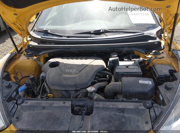 KMHTC6AD9GU291041 2016 HYUNDAI VELOSTER Yellow უკანა ხედი