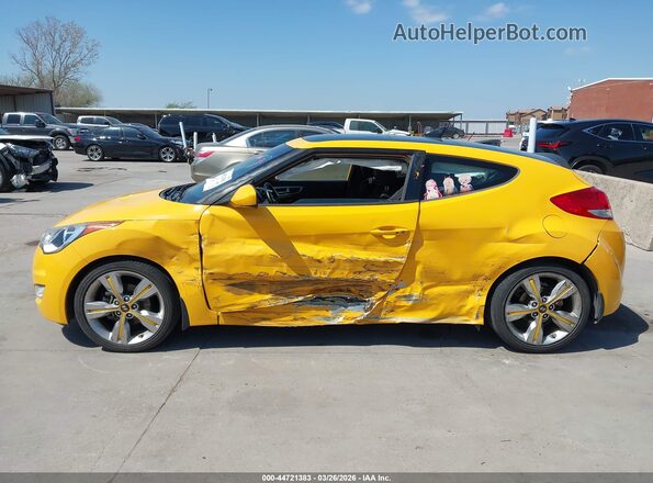KMHTC6AD9HU314559 2017 HYUNDAI VELOSTER Yellow 