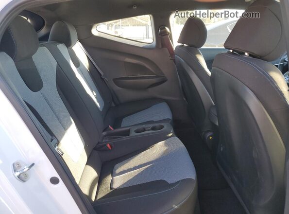 KMHTG6AF9MU032910 2021 HYUNDAI VELOSTER White Հետևի նստատեղերի տեսք