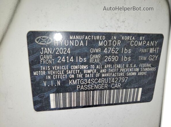 KMTG34SC4RU142797 2024 GENESIS G70 White 