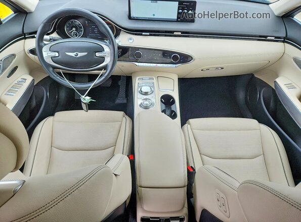 KMUMADTB2PU095986 2023 GENESIS GV70 Зеленый Вид панели приборов