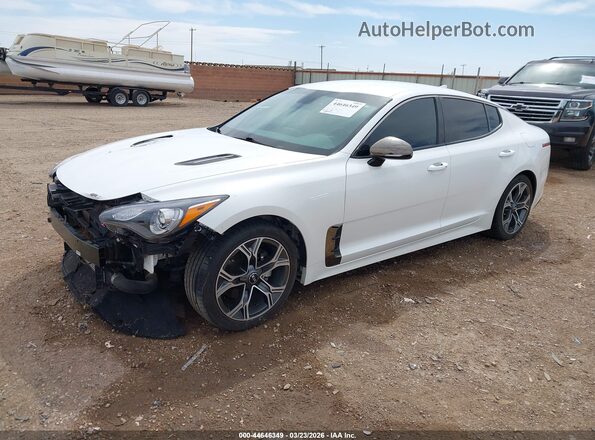 KNAE15LA2M6089509 2021 KIA STINGER White Առջևի ձախ երեք քառորդ տեսարան
