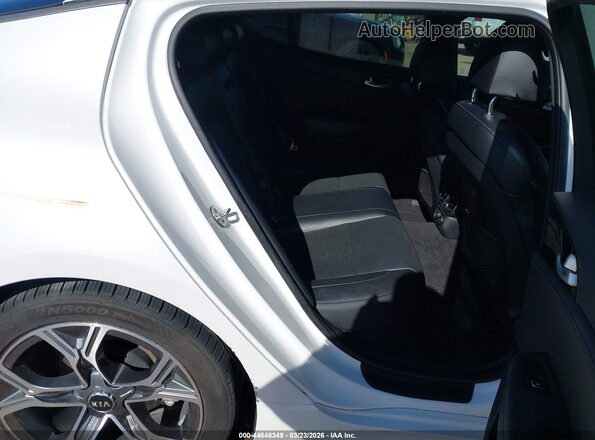 KNAE15LA2M6089509 2021 KIA STINGER White VIN կոդի պիտակի տեսք