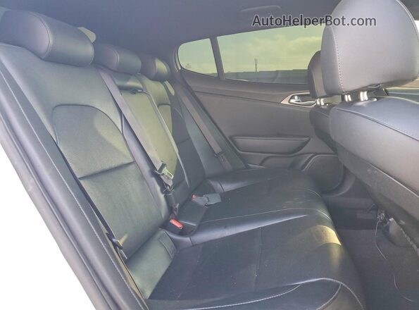 KNAE35LC5L6081480 2020 KIA STINGER White Widok tylnych siedzeń