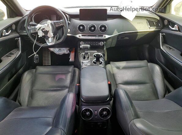 KNAE35LD7N6117830 2022 KIA STINGER White Vista del salpicadero