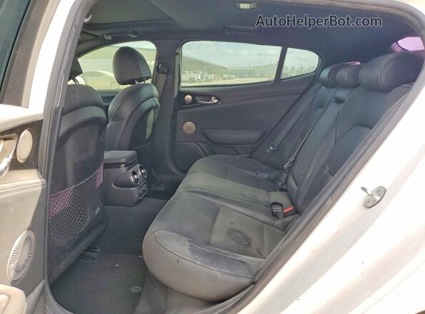 KNAE35LD7N6117830 2022 KIA STINGER White Vista interior trasera