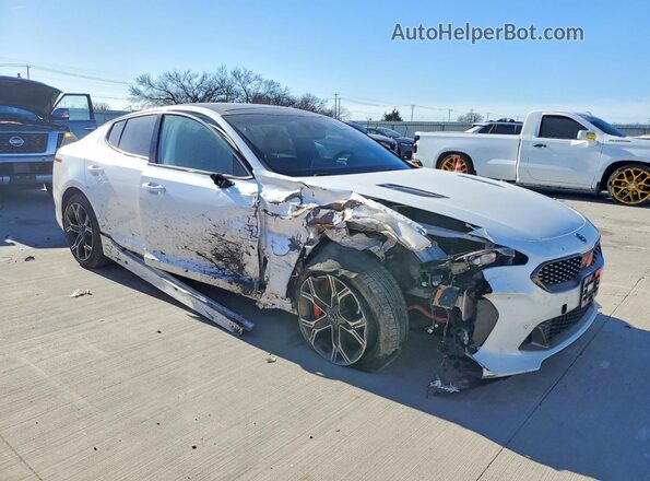 KNAE55LC2J6040246 2018 KIA STINGER White 