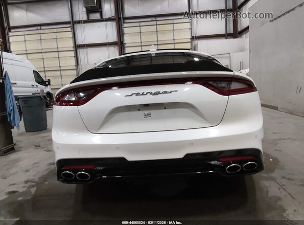 KNAE55LC4J6040488 2018 KIA STINGER White 