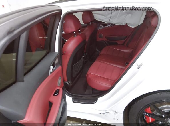 KNAE55LC4J6040488 2018 KIA STINGER White Вид наклейки з VIN-кодом