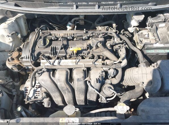 KNAFX4A68G5553585 2016 KIA FORTE White Rear view