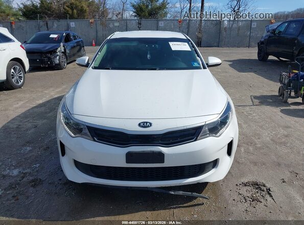 KNAGU4LE0H5012730 2017 KIA OPTIMA HYBRID White Widok wnętrza z tyłu