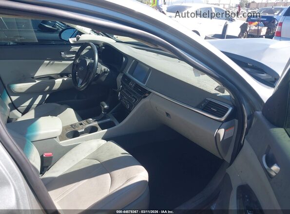 KNAGV4LDXH5008964 2017 KIA OPTIMA PLUG-IN HYBRID Gray Front interior view