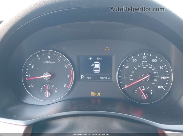 KNALC4J12H5090427 2017 KIA CADENZA White Вид задніх сидінь