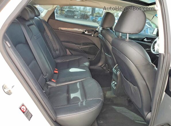 KNALC4J1XH5066747 2017 KIA CADENZA White Widok tylnych siedzeń