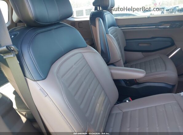 KNDADFS50R6030968 2024 KIA EV9 Gray VIN կոդի պիտակի տեսք
