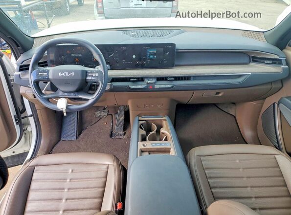 KNDADFS56R6026066 2024 KIA EV9 White Vista del salpicadero